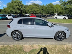 Bild des Angebotes VW Golf United eTSI