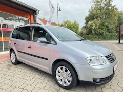Bild des Angebotes VW Touran Touran 1.6 * Aus 1.Hand * SHZ * Navi * Garantie *