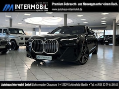 Bild des Angebotes BMW 740 d xDrive M-Sport*ICONIC*SOFT*PANO-SKY*STHZG*