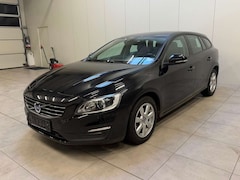 Bild des Angebotes Volvo V60 Business Edition / XENON / NAVI / SHZ / PDC