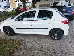 Bild des Angebotes Peugeot 206 206+ 60