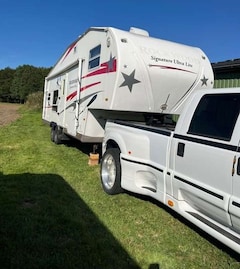 Bild des Angebotes Ford F 350 V8,Diesel mit Wohnanhänger NEU, generalüber.