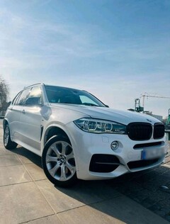 Bild des Angebotes BMW X5 M BMW X5 M50d (F15) – Mineralweiß Metallic