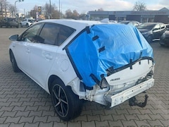 Bild des Angebotes Toyota Auris Hybrid Team D Klimaautom DAB SHZ Keyless