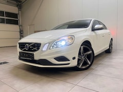 Bild des Angebotes Volvo S60 Lim. R-Design / XENON / NAVI / T-LEDER / PDC