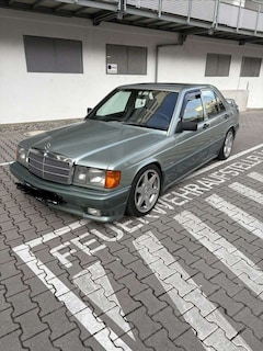 Bild des Angebotes Mercedes-Benz 190 E 2.0 orig. 3.2 AMG Bodykit