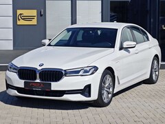 Bild des Angebotes BMW 545 e xDrive |LC Prof|HUD|ACC|AHK|Leder|Cam|LED|