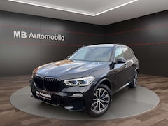 Bild des Angebotes BMW X5 xDrive 30 d M Sport AHK/GSD/HuD/Navi/Pano/LED