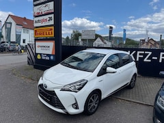 Toyota Yaris Hybrid Y20 Club