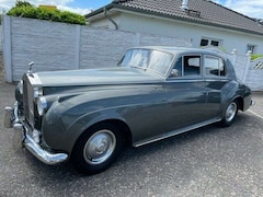 Rolls-Royce Cloud ROLLS ROYCE SILVER CLOUD II TWO TONE 6,2L V8