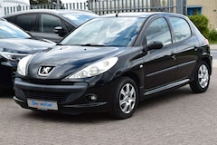 Bild des Angebotes Peugeot 206 + Basis KLIMA| Sportsitze| EURO 4| 5 türig