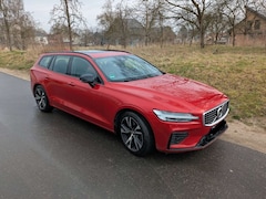 Bild des Angebotes Volvo V60 T6 AWD R-Design - AHK/PanoSD