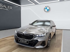 Bild des Angebotes BMW 530 e xDrive Touring [M Sport Pro, HUD, AHK, ACC, h&k