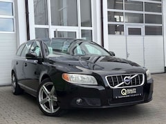 Bild des Angebotes Volvo V70 Kombi Kinetic *AHK*NAVI*SH*