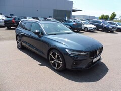 Bild des Angebotes Volvo V60 B4 Kombi Plus Dark