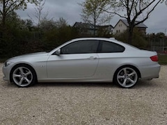 BMW 330 330i Coupe Aut.