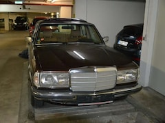 Bild des Angebotes Mercedes-Benz Baureihe 123 280 E Automatik II Hand Sehr gepflegt Standheizung