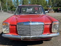 Bild des Angebotes Mercedes-Benz 200