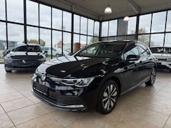 Bild des Angebotes VW Golf VIII Lim. Move