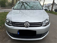Bild des Angebotes VW Sharan 2.0 TDI DSG 4MOTION BlueMotion Technology Allstar