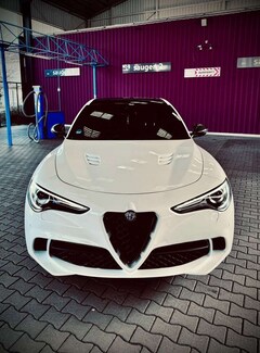 Bild des Angebotes Alfa Romeo Stelvio 2.0 Turbo 16V AT8-Q4 B-Tech