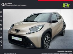 Bild des Angebotes Toyota Aygo X 1,0-l Team D*Allwetter*Carplay*R-Kamera*****