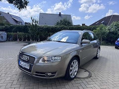 Bild des Angebotes Audi A4 Avant 2.0 TDI S-Line // Xenon, AHK, HU 07/27