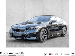 Bild des Angebotes BMW i5 M60 xDrive M Sport Pro 21" HuD 360° PANO CARBON FU