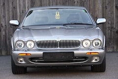 Bild des Angebotes Jaguar Daimler V8 Langversion  3 Jahre Garantie