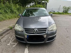 Bild des Angebotes VW Jetta 1.6 FSI Comfortline
