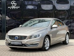 Volvo S60 Lim. Summum 1-HAND/LEDER/SHZ