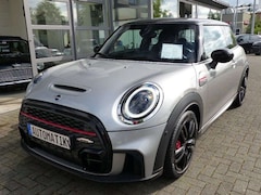 Bild des Angebotes MINI John Cooper Works John Cooper Works 2.0 Essential Trim Aut.*PANO*HUD