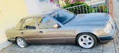 Bild des Angebotes Mercedes-Benz 200 W124 - Oldtimer - H Zulassung - Scheckheft Pflegt