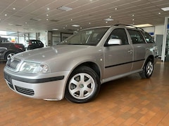 Bild des Angebotes Skoda Octavia Combi Elegance