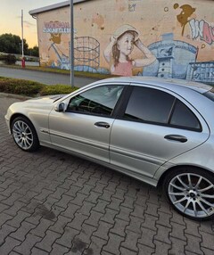 Bild des Angebotes Mercedes-Benz 180 mercedes benz w203