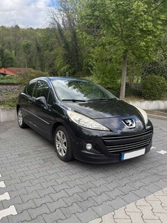 Bild des Angebotes Peugeot 207 155 THP Sportium mit Sportsitzen