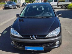 Bild des Angebotes Peugeot 206 206  5-Türer 75 Petit Filou