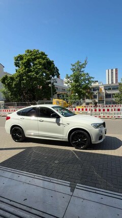 Bild des Angebotes BMW X4 M M40i
