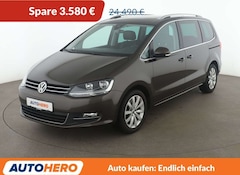 Bild des Angebotes VW Sharan 2.0 TDI Highline BM*ACC*PDC*SHZ*CARPLAY*BT*PANO