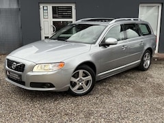 Bild des Angebotes Volvo V70 Kombi Auto,Leder,Navi,SHD,PDC, Summum AWD