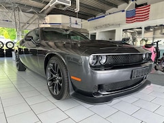 Bild des Angebotes Dodge Challenger 6,4 SRT Automat Navi Leder Kamera LED