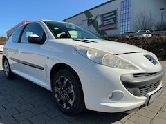 Bild des Angebotes Peugeot 206 + Street Racing 1.4*KLIMA*EURO5*MFL*8FACH*