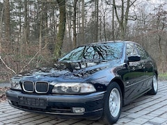 Bild des Angebotes BMW 523 i 2-Hand/ 149.150 KM/ Individual/ Teilleder/ M+S