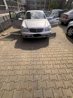 Bild des Angebotes Mercedes-Benz C 180 C 180 Kompressor (203.046)