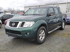 Bild des Angebotes Nissan Navara 2.5 Double Cab SE 4X4 KLIMAA SHZ ALU AHK PDC ESP
