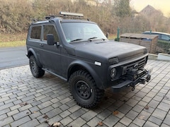 Bild des Angebotes Lada Niva 1.7i