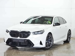 Bild des Angebotes BMW M5 Limousine ab 1,99% eff. / Panorama B&W HiFi Drivin