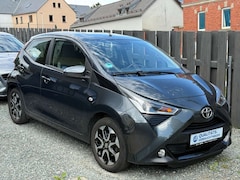 Bild des Angebotes Toyota Aygo x-play connect, X-business-Paket