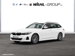 Bild des Angebotes BMW 318 d Touring AHK LED DrivingAss Sport LiveCockpit+