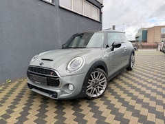 Bild des Angebotes MINI Cooper S Navi Leder HUD LED S-Dach H&K Kamera